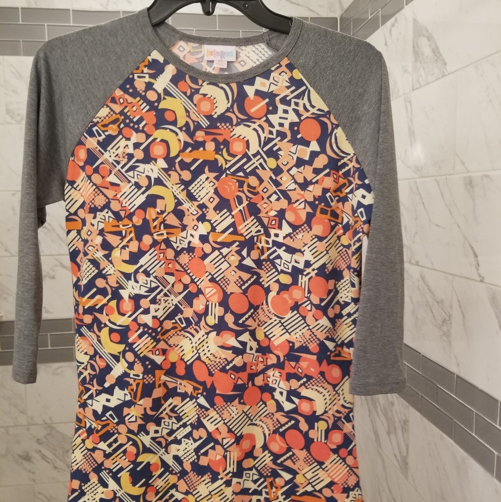 Lularoe long sleeve shirt Size Small
